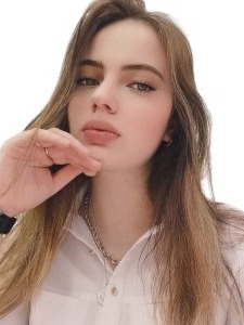 Лозицкая Юлия Артемовна.